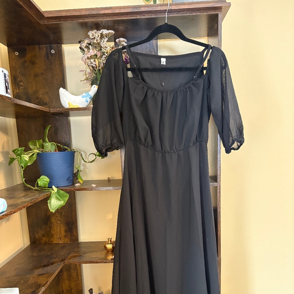 AFIBI BLACK MAXI FLOWING OFF SHOULDER CHIFFON-LIKE DRESS SOFT LINING